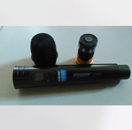 Tay cầm micro karaoke UGX9